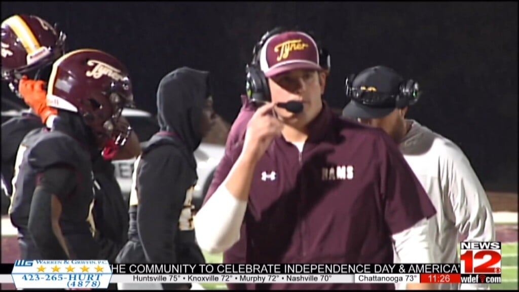 High School Football Coaches Learn To Handle The Size Of The Playbook