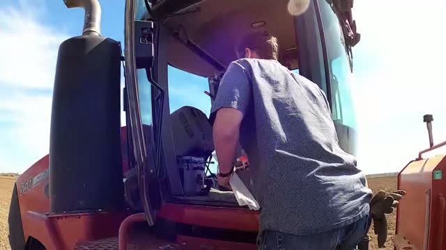 Ca: Covid Farmers Keep Working During Pandemic