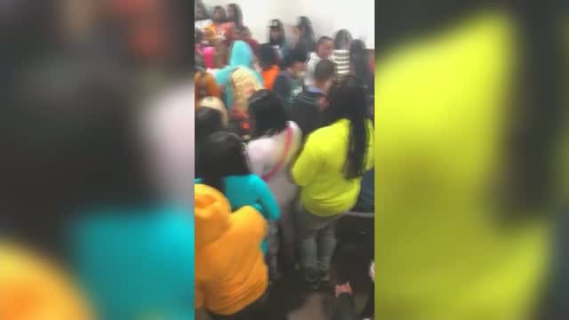 Il: Covid: Viral Video Shows Packed House Party