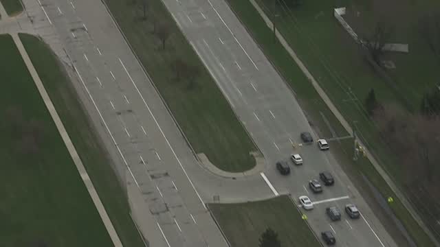 Mi: Woah! Suv Slams Into Tree During Chase