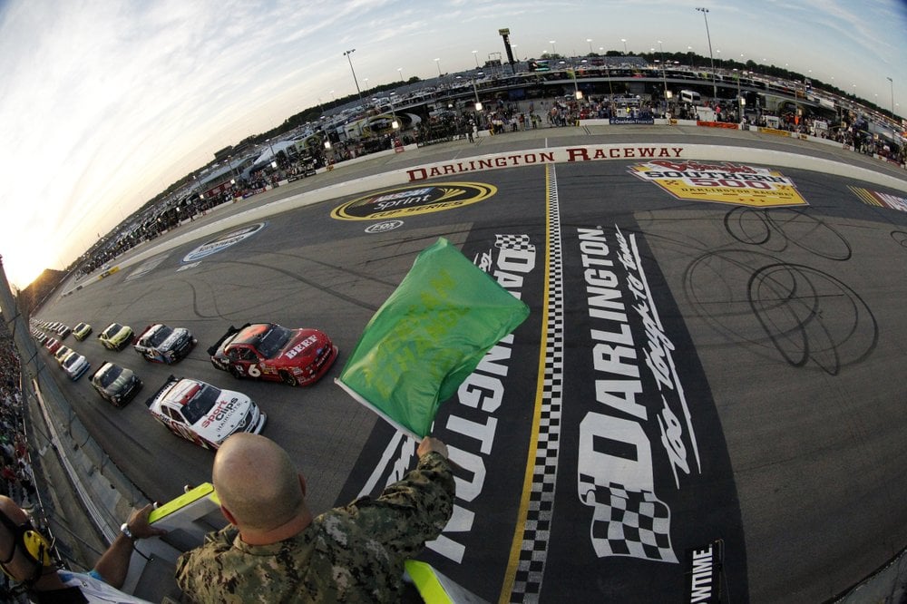 Nascar Darlington 6905