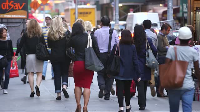 Jobless Benefits Expiring, Congress Not Near Deal