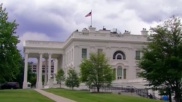 Stimulus Stalemate Has White House Eyeing Executive Action