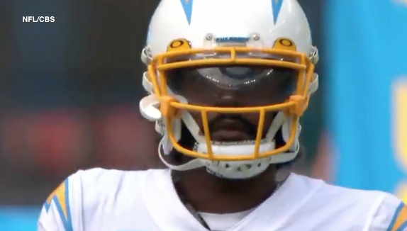 1600917561 Tyrod Taylor S Lung Punctured By Team Doctor Custom 6904