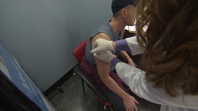 Covid: U S Prepares For Fall And Flu