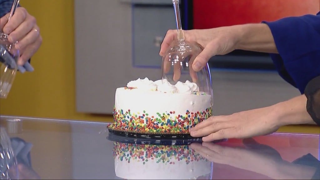 Cake Cutting Hack