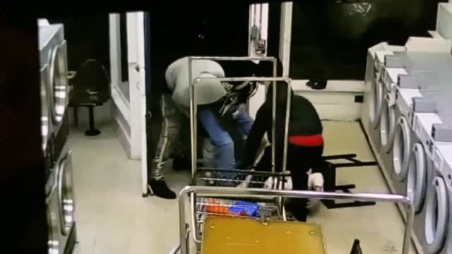Ca: Asian Man Attacked Chinatown Laundromat (on Cam)