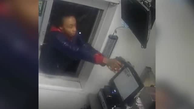 Tn: Woman Shoots At Drive Thru Over Wait Time