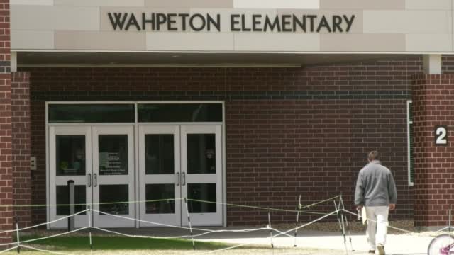 Nd: Teacher Has Students Re Enact George Floyd Arrest