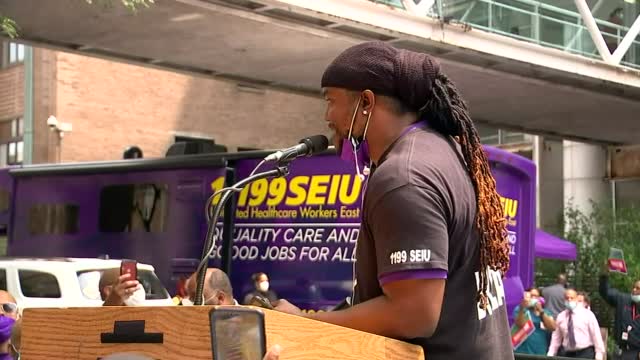 Ny: Largest Healthcare Union In U S Protests Vax Mandate