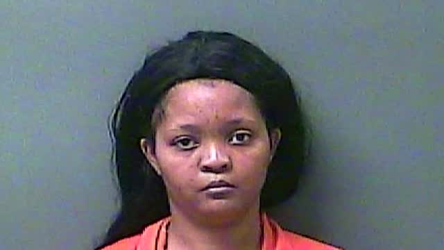 N: Mom Chopped Off Dad's Legs In Front Of Kids