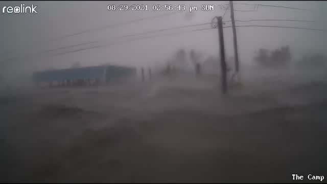 1m+ Without Power For Weeks After Hurricane