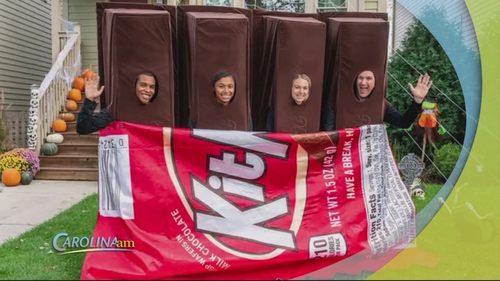 Kitkat Costume