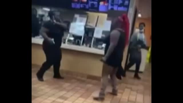 Viral Mcdonald's Drive Thru Fight Over Splenda