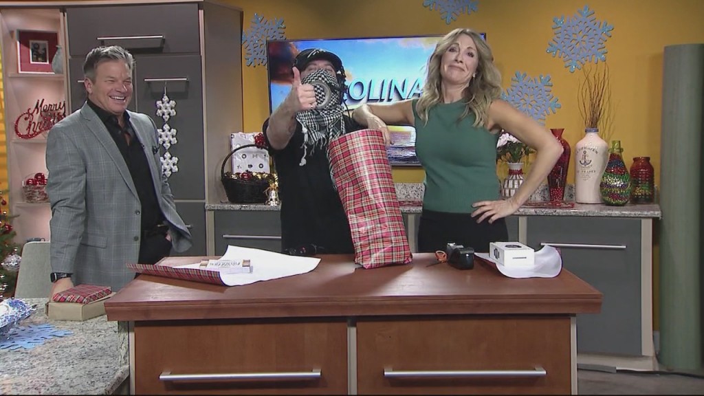 Cam 1209 Gift Wrapping Hacks