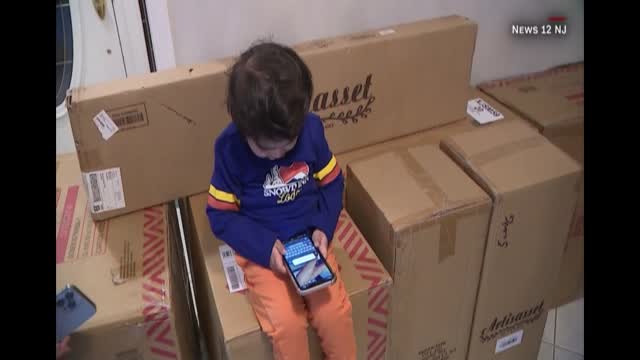 Moos: Toddler Buys Almost $2,000 Of Furniture
