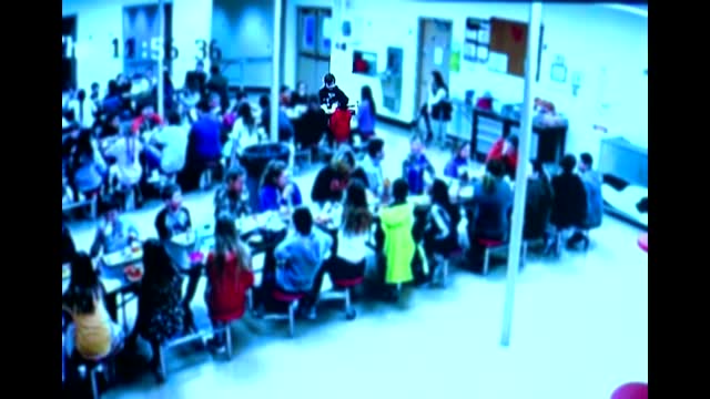 Il: Substitute Teacher Saves Choking Child (on Cam)