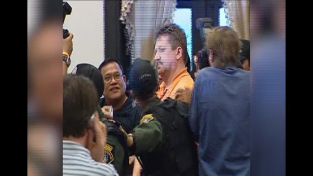 Us Russia Consider Prisoner Exchange Deal