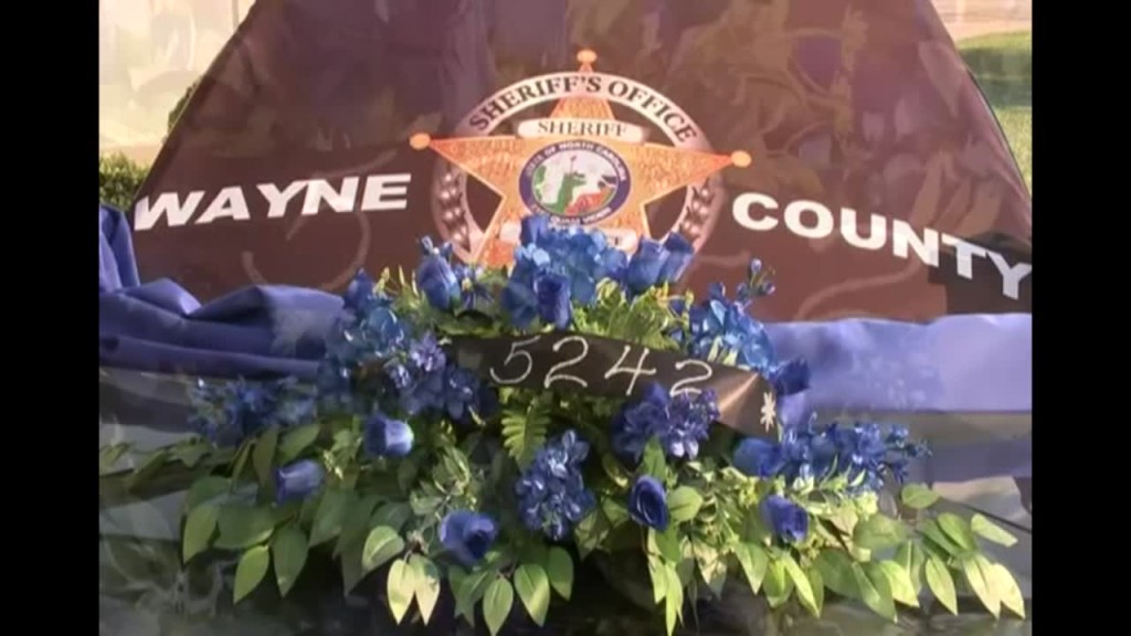Nc: Memorial Grows For Deputy Killed