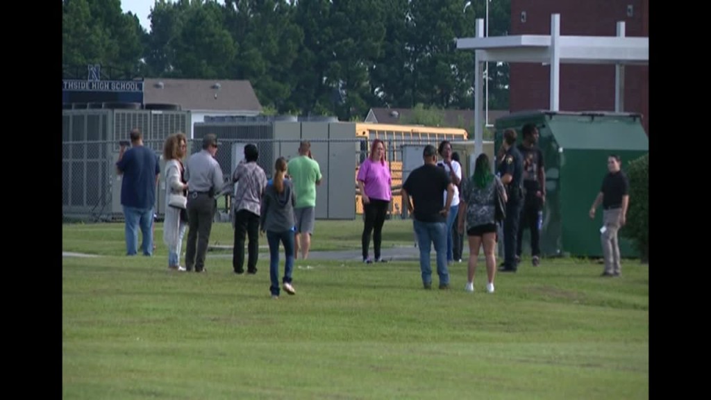 NC: STUDENT FATALLY STABS CLASSMATE AT SCHOOL - WFXB