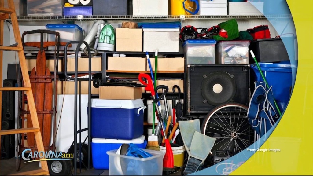 Cam 1114 Garages