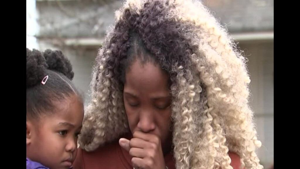 Nc: Officer Helps Woman Whose Home Was On Fire