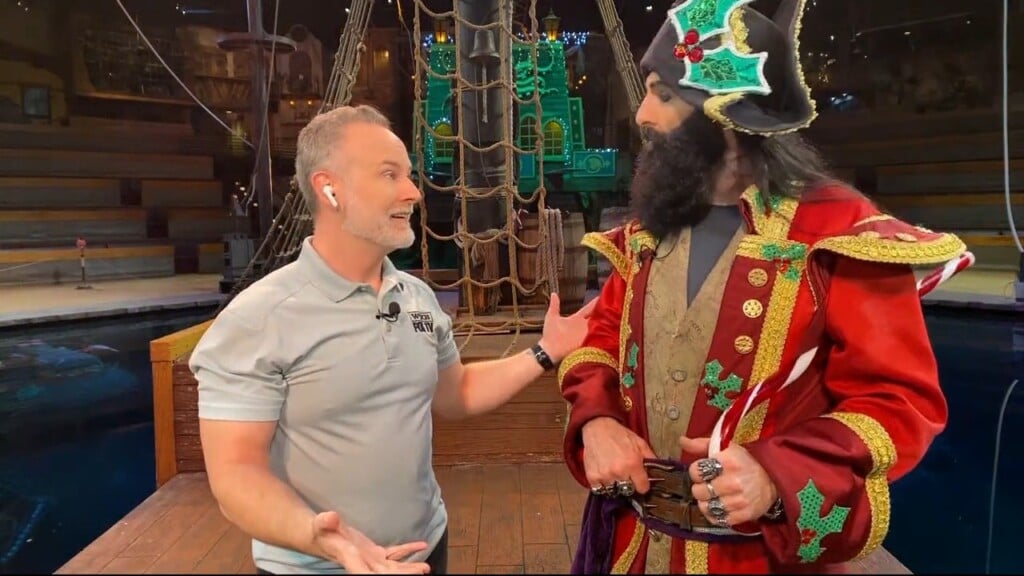 Pirates Voyage 110624