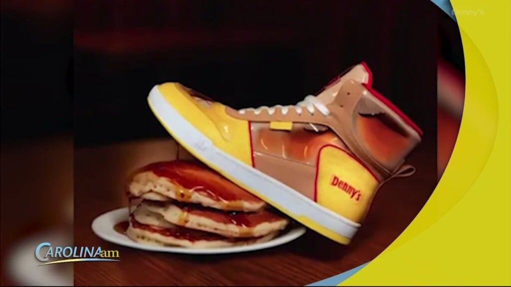 Dennys Shoes