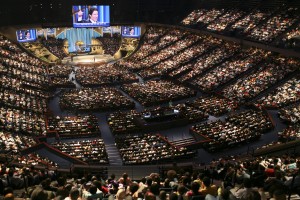 A Plumber Found Cash And Checks Stashed In A Wall At Joel Osteen’s Houston Mega Church