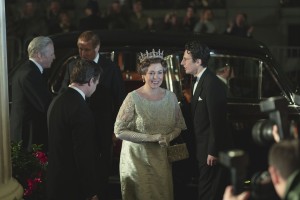 ‘the Crown’ Actors Claire Foy And Olivia Colman Reflect On Playing Queen Elizabeth