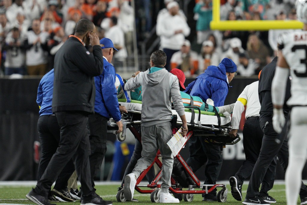 Miami Dolphins Quarterback Tua Tagovailoa Taken Off The Field On Stretcher During Game Against Bengals