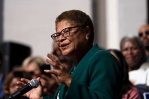 Karen Bass Vows To ‘solve Homelessness’ And To Be An Agent Of Change As First Female Mayor Of Los Angeles