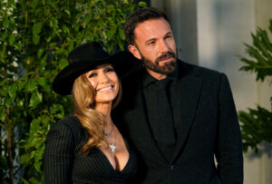 Jennifer Lopez And Ben Affleck Had A Blended Family And Hummingbird Themed Christmas