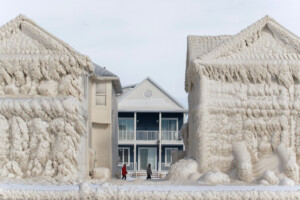 Homes On Lake Erie Were Encased In Ice As Blizzard Whipped Frigid Waves Onshore