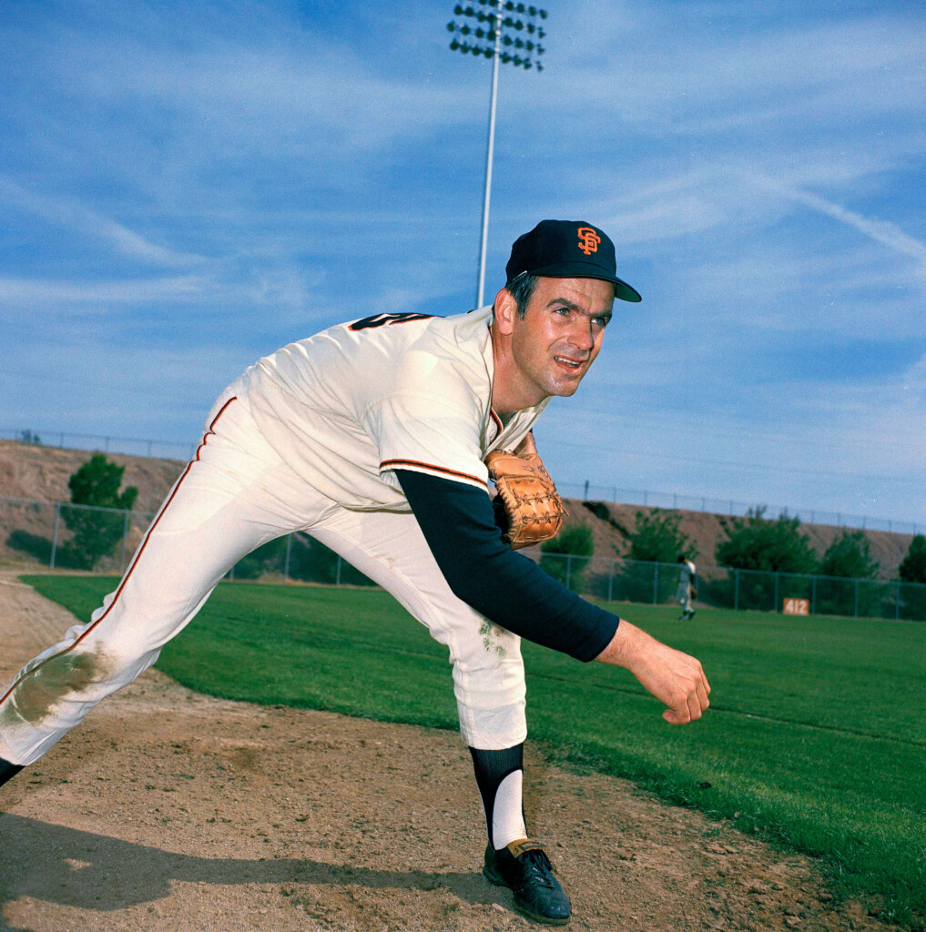 Hall Of Famer And Two Time Cy Young Winner Gaylord Perry Dead At Age 84