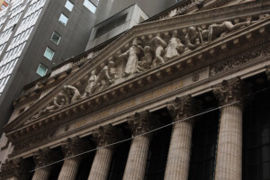 Trading Briefly Halted For Many New York Stock Exchange Listed Stocks