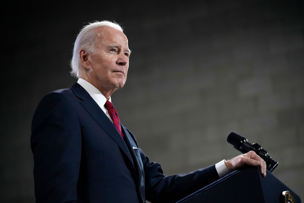 Biden Homes In On Gop Extremism Messaging As He Eyes 2024 Campaign