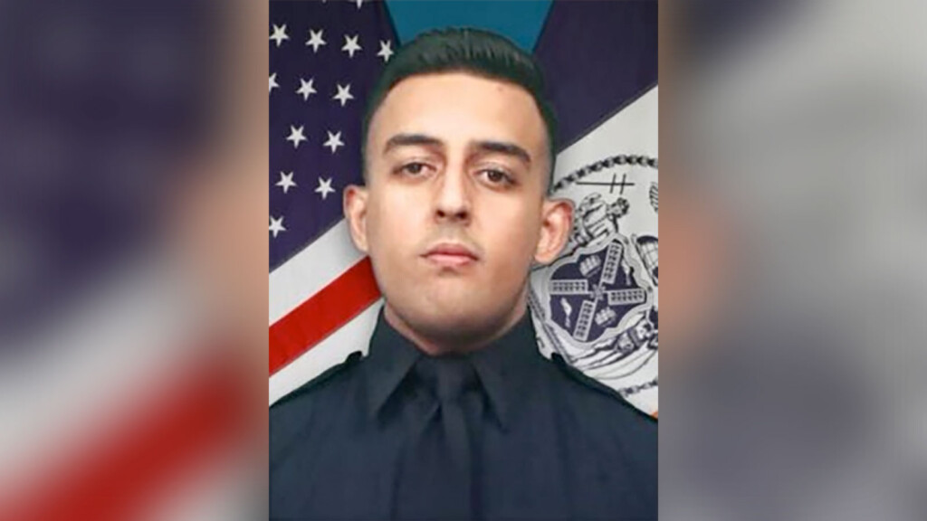 Man Accused Of Killing An Off Duty New York Police Officer Who Was Trying To Buy An Suv Has Been Charged With Murder