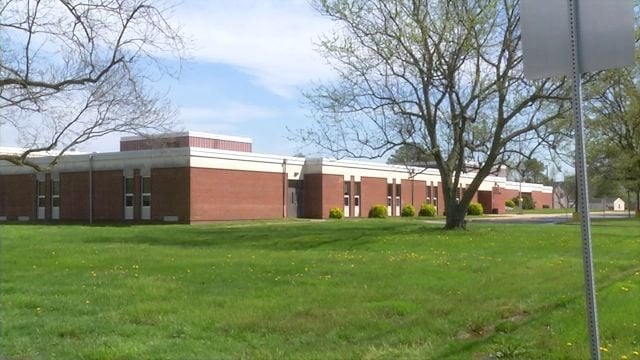 Pocomoke woman claims lack of accommodation at Crisfield HS - 47abc