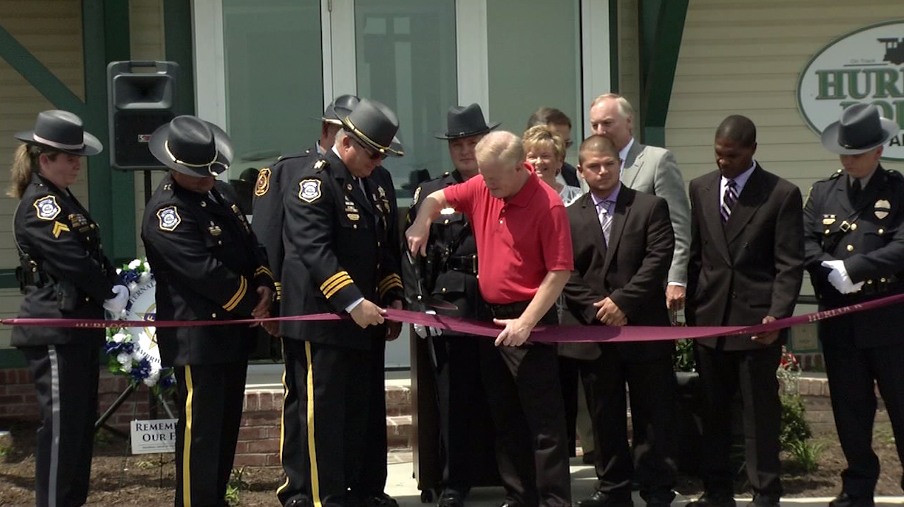 Hurlock opens up 1.4 million new police station 47abc