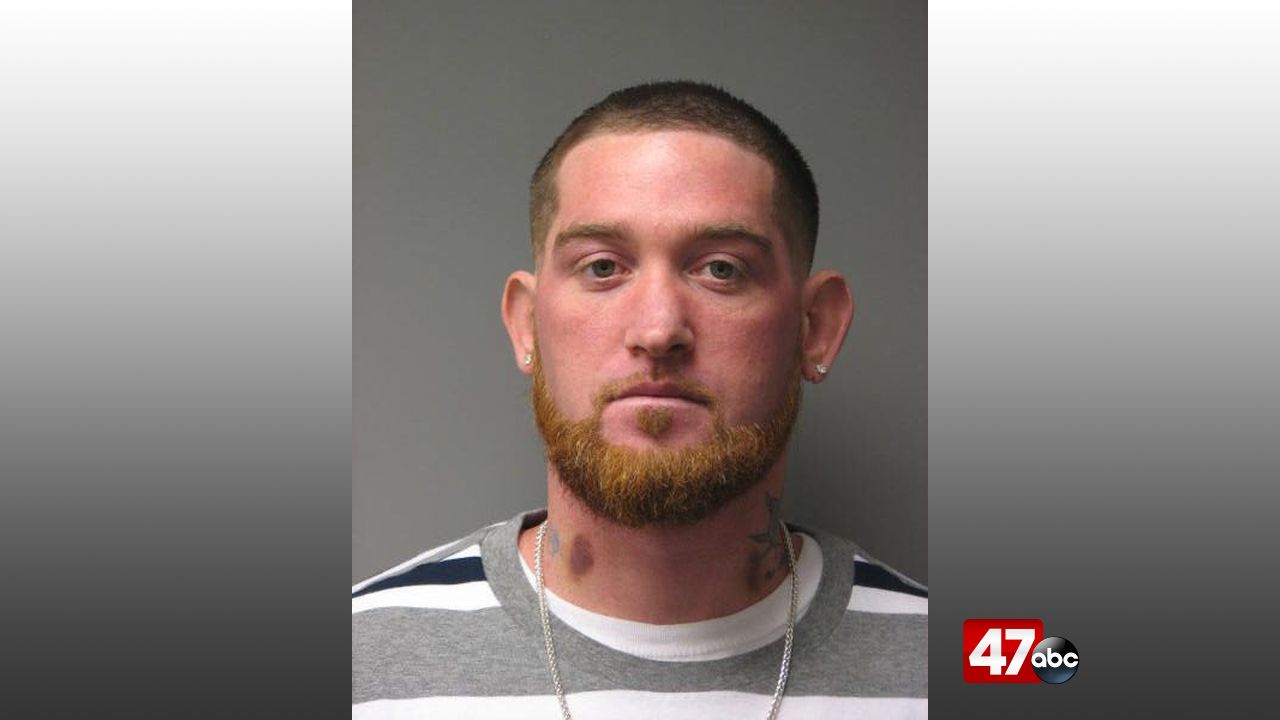 DE Police arrest unconscious man in Royal Farms bathroom - 47abc