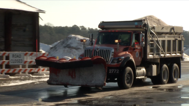 DelDOT warn drivers to stay away from plows on the road - 47abc