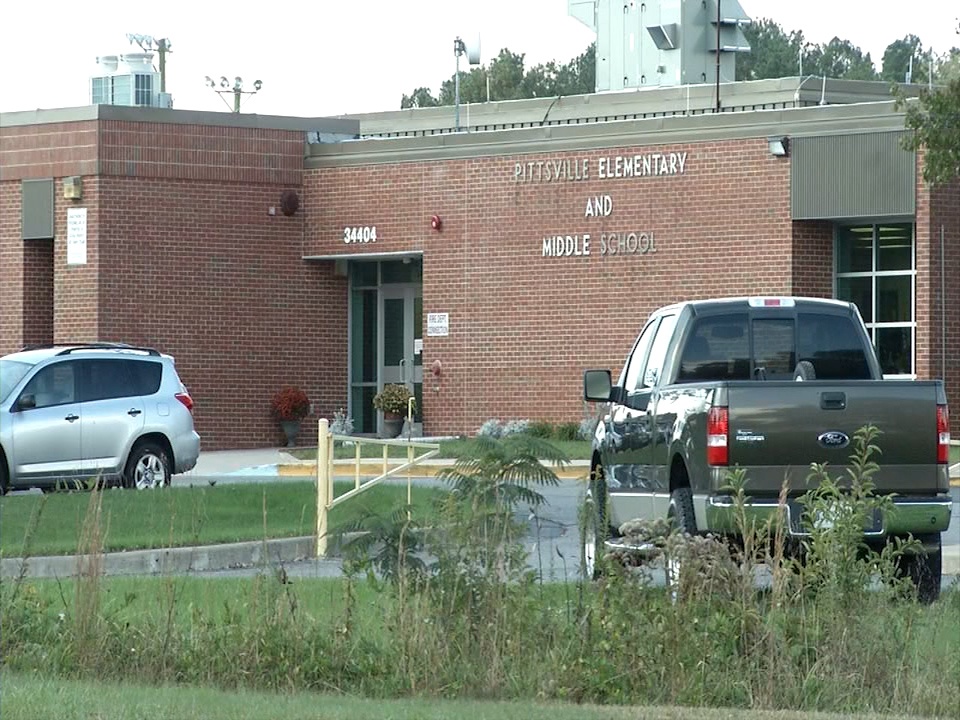 Suspicious odor report: Students back inside Pittsville Elementary and ...