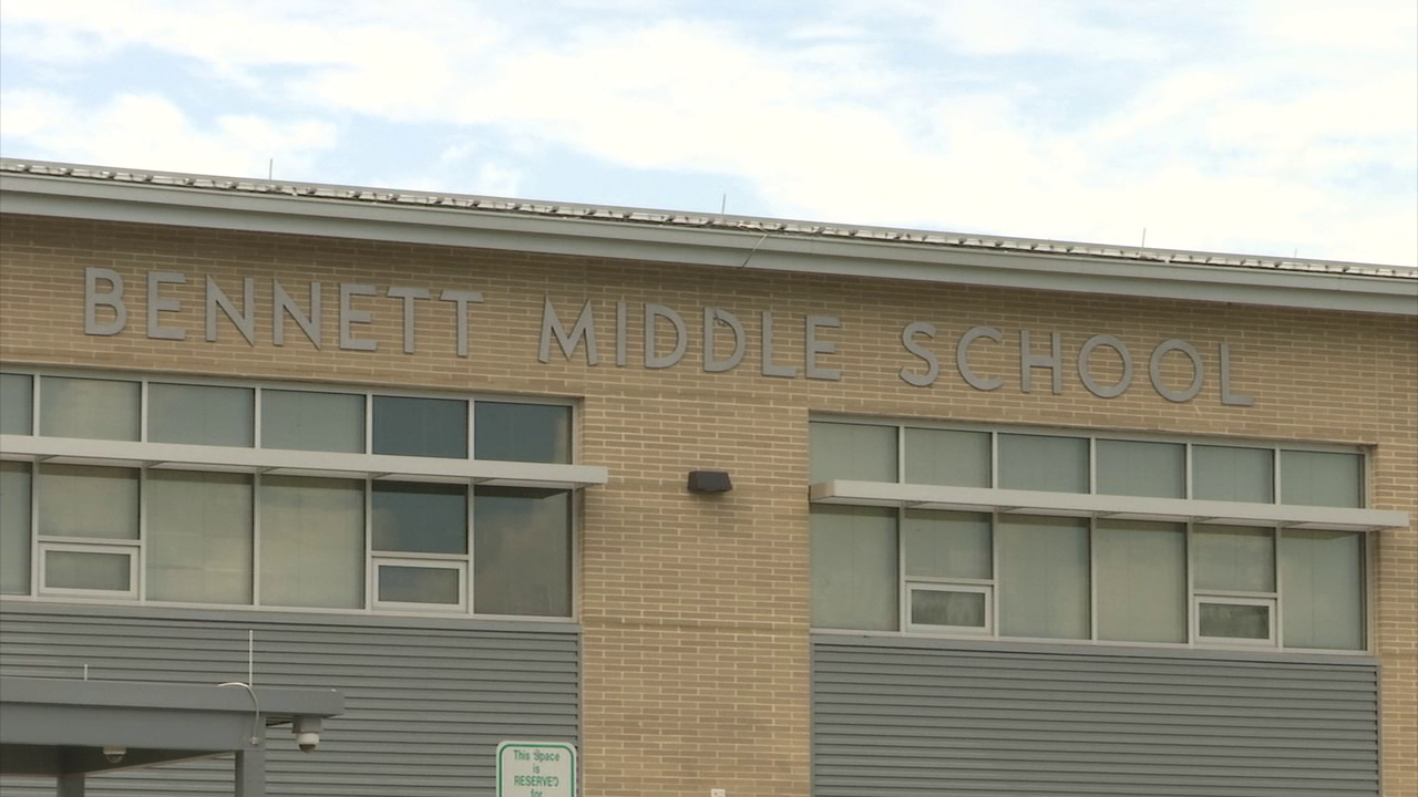 New Bennett Middle School experiencing overcrowded conditions - 47abc