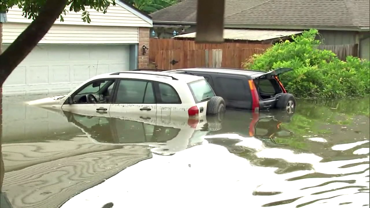 Storm damaged cars hit market - 47abc