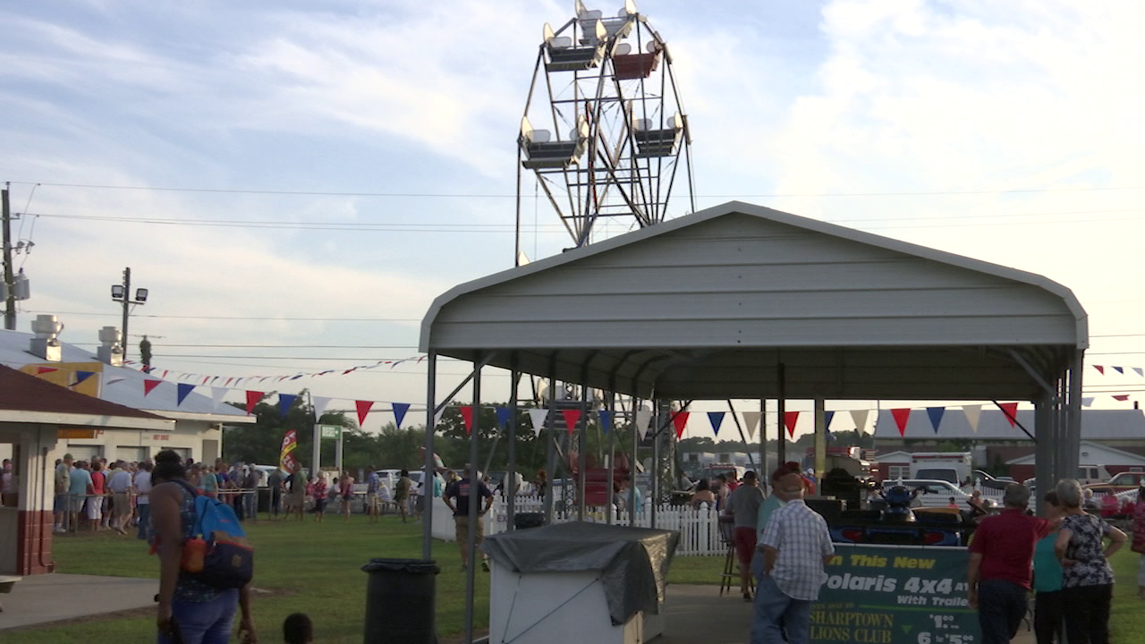 Locals spend their August nights at the Firemen's Carnival 47abc