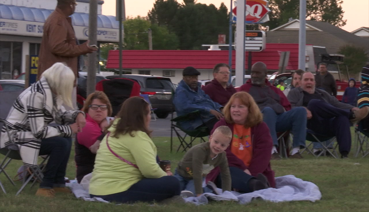 Residents celebrate fall favorite Milford Community Parade 47abc