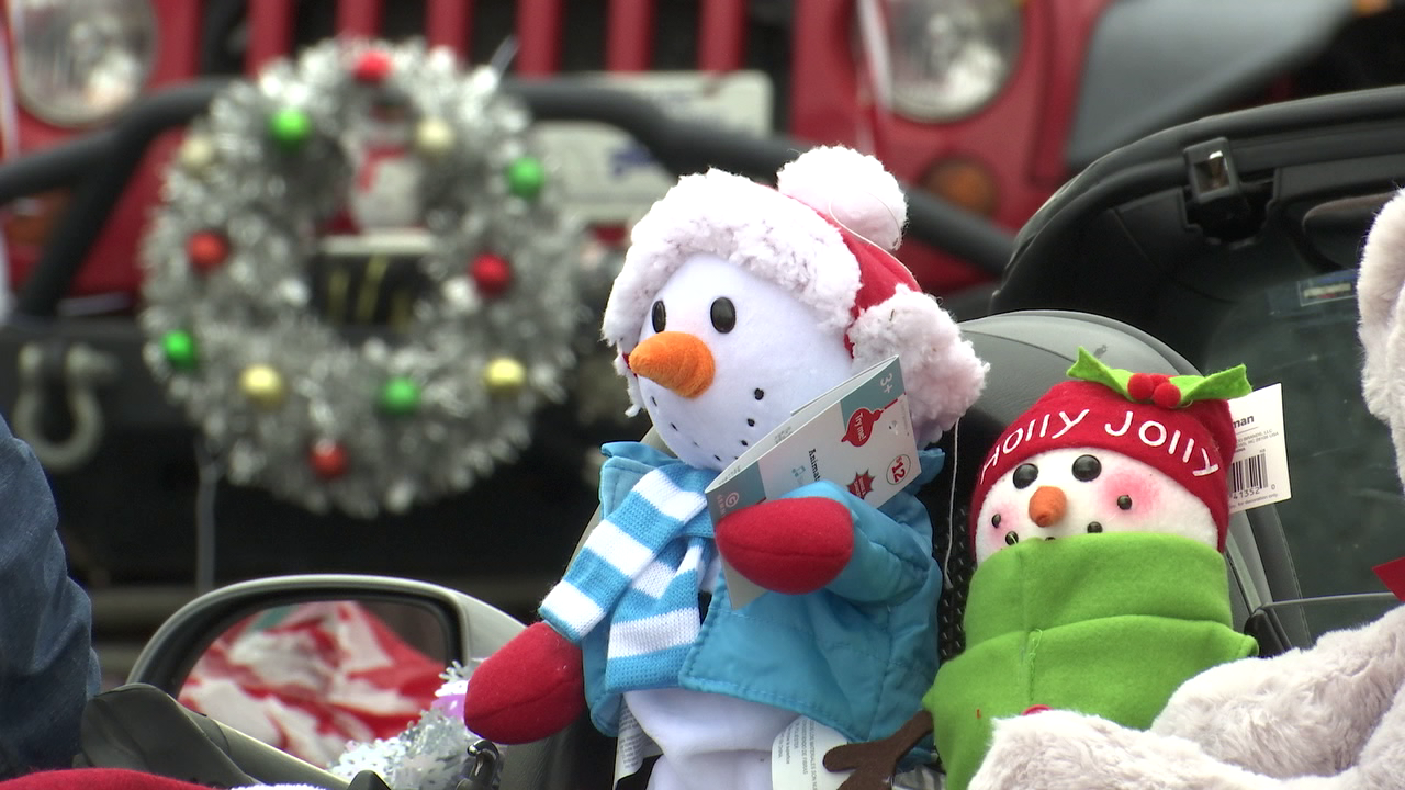 Annual Christmas parade brings families to Salisbury 47abc