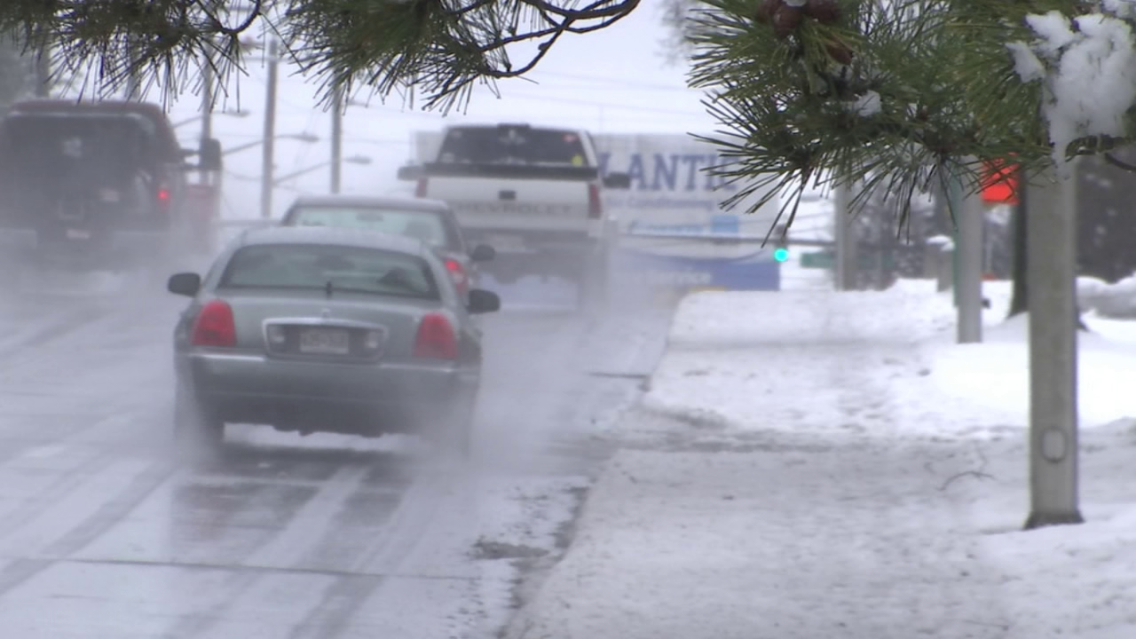 The road salt could damage your car 47abc