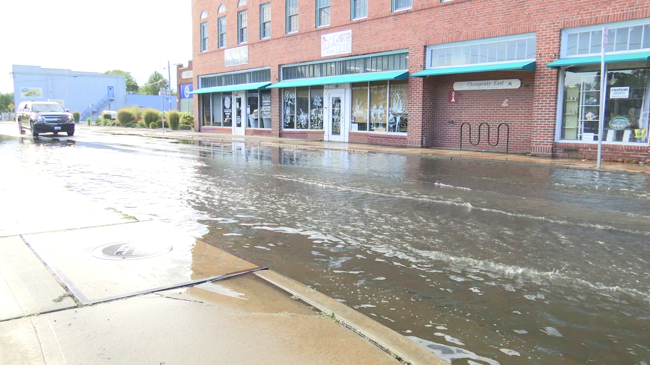 Roads flooded, closed in Downtown Salisbury 47abc